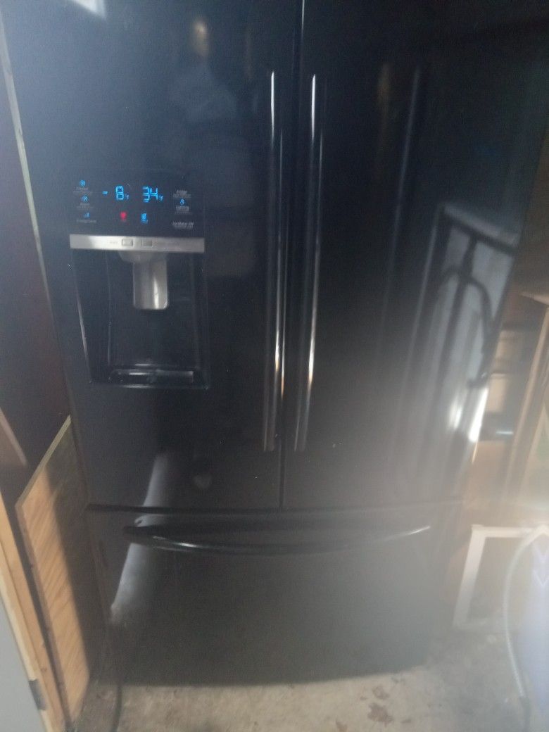 Samsung Refridgerator 3dr Works Great