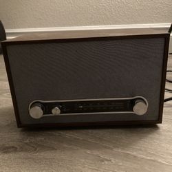 Vintage Inspired Radio With Bluetooth 