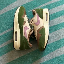 Nike Air Max 1 - Treeline Size 8 M