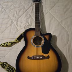 Guitar Fender 135ce