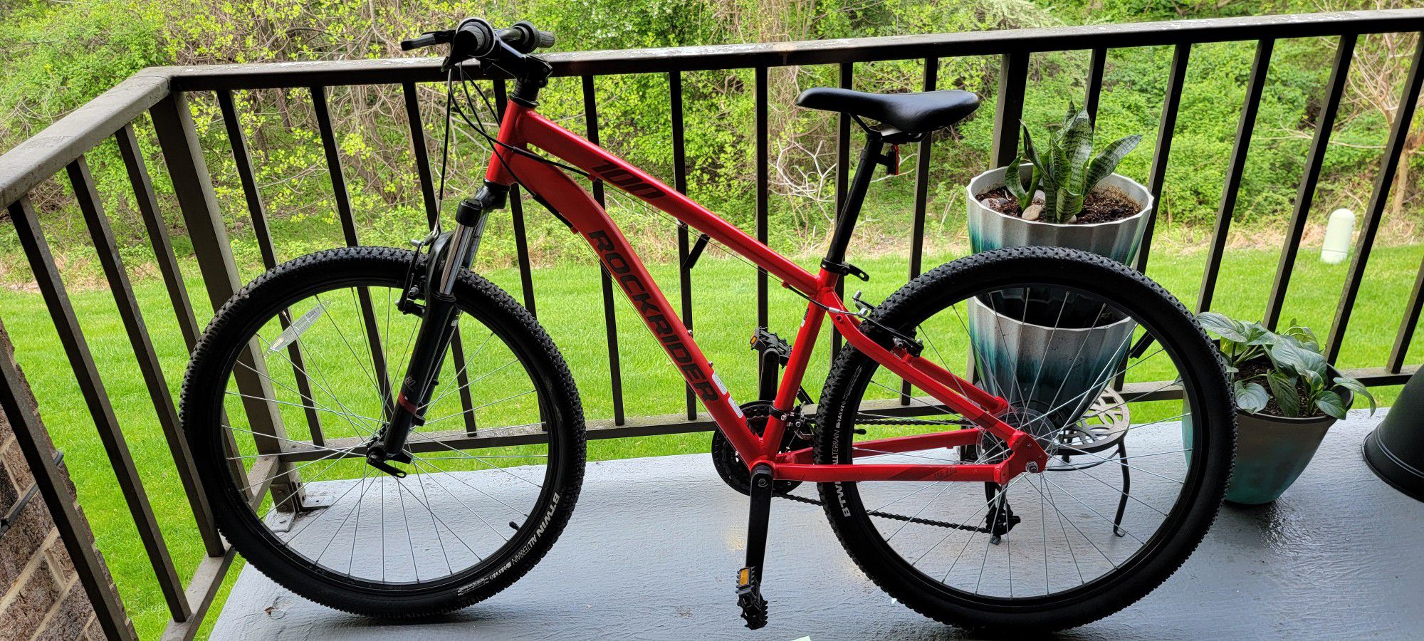 Decathlon Rockrider ST100, 21 Speed Mountain Bike, 27.5", Unisex, Red, Large