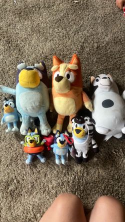 7 Bluey Toys