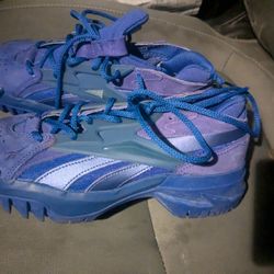 Rok Cardi B woman's size 7 shoes B woman's size 7 shoes