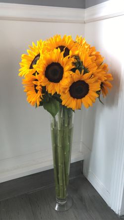 Sun flower arrangement