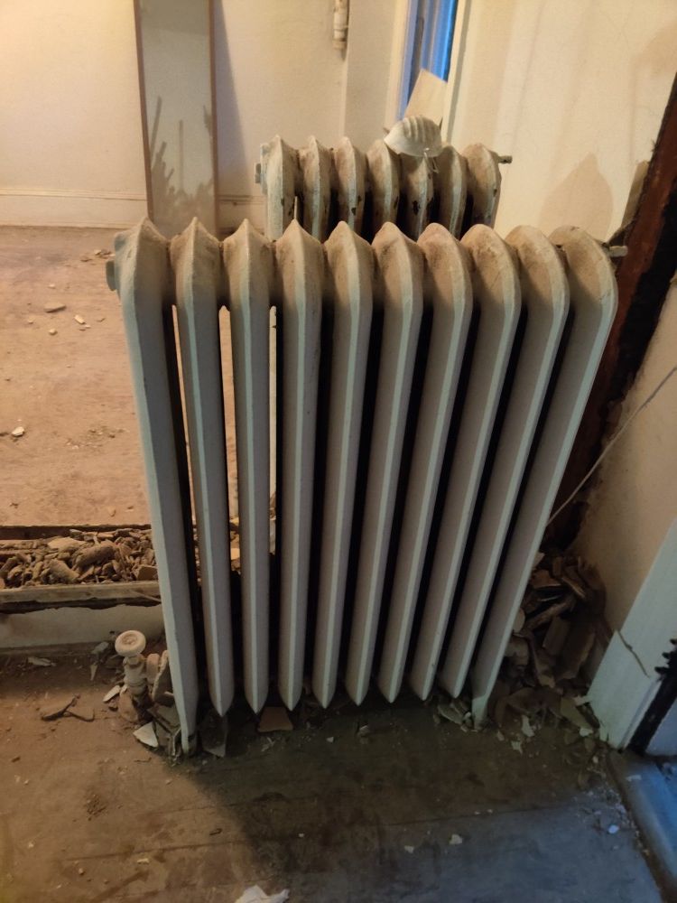 Cast iron radiators. I got 10-12 of these and selling them at 5$ per fin