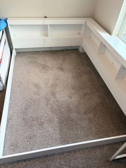 Piperton Full Bed with Bookcase Storage