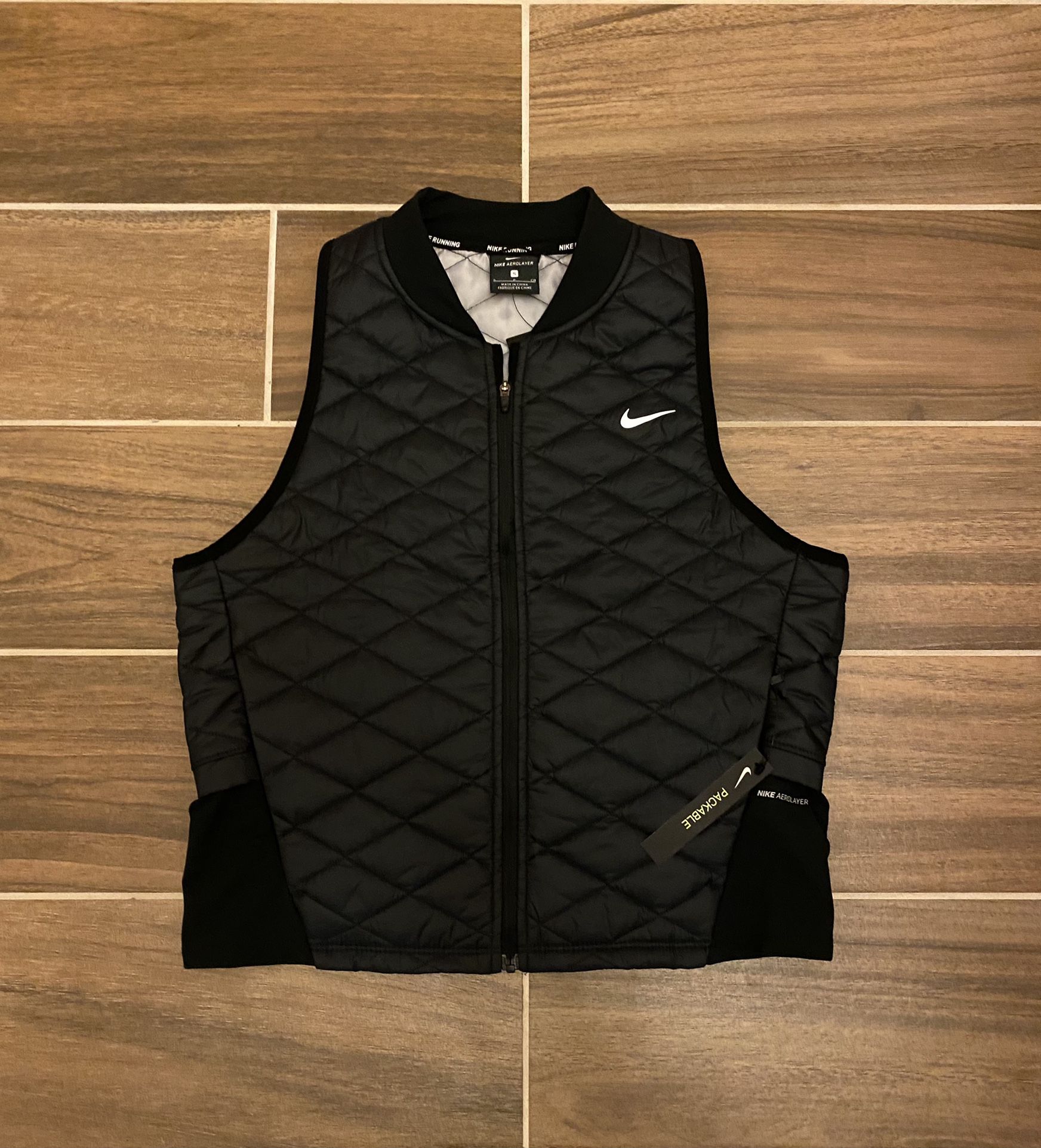 Women’s Nike Aerolayer Vest (Black)