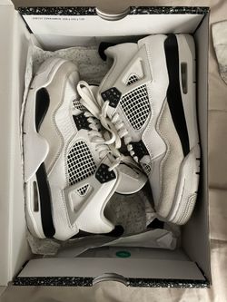Jordan 4 Military