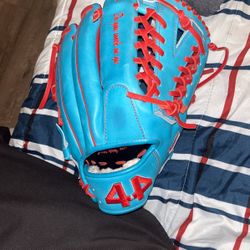 44 Pro Custom Glove