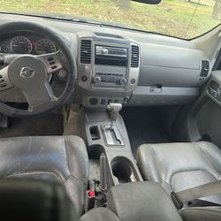 Nissan 2012 Frontier  