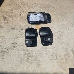 LesMills Combat  Bag Gloves