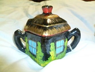 Cute Antique Cottage House Creamer and Sugar