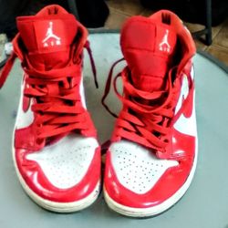 Air Jordan 1 mid barcelona sweater Size 9