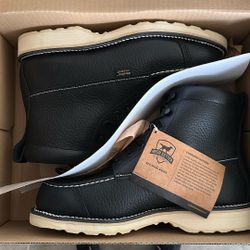 Red Wing Shoes —Size 10w
