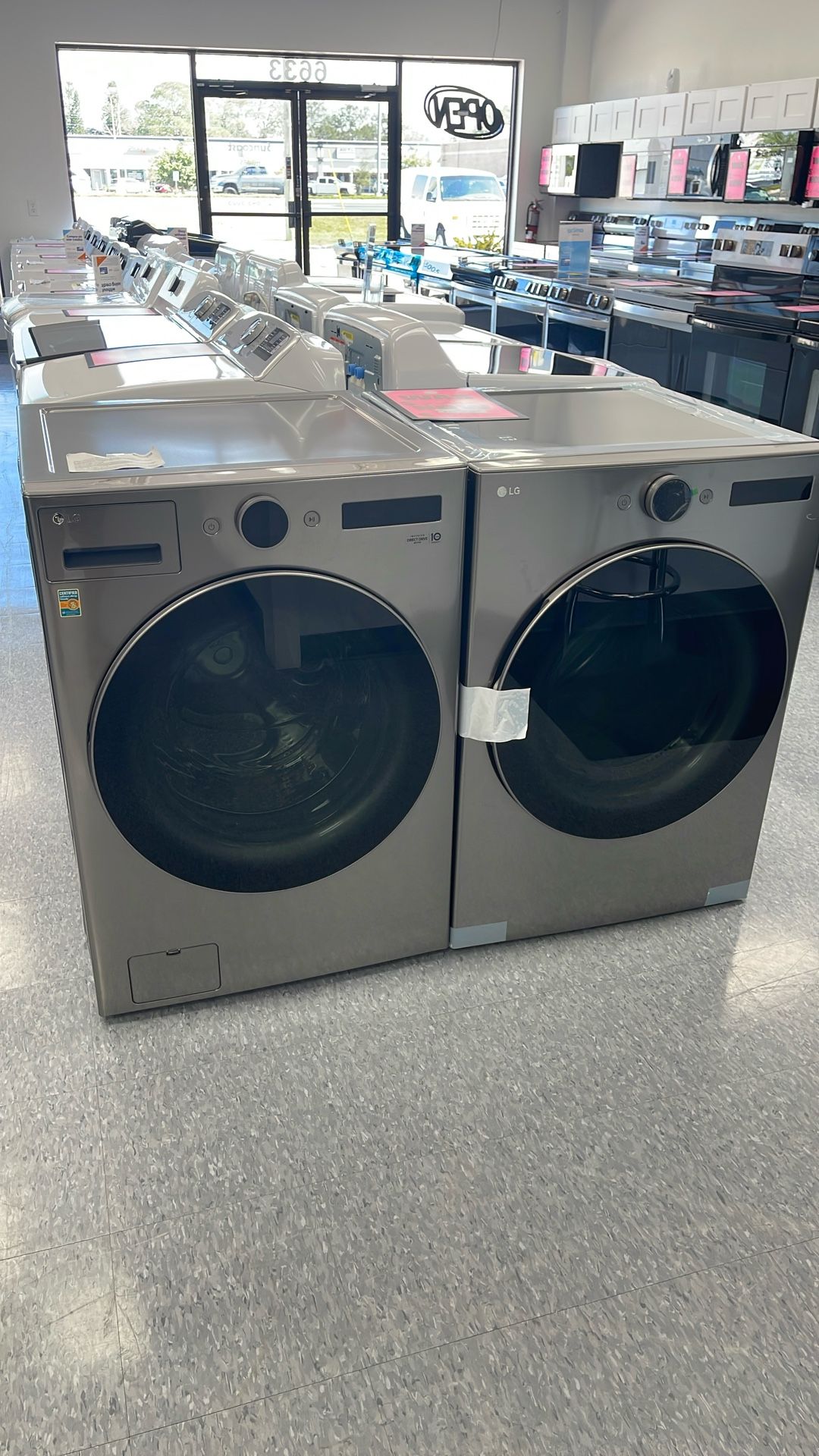 New Scratch And Dent LG Front Load Washer And Gas Dryer. 1 Year Warranty 