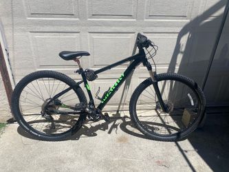marin 4 bobcat trail MTB 29in wheel