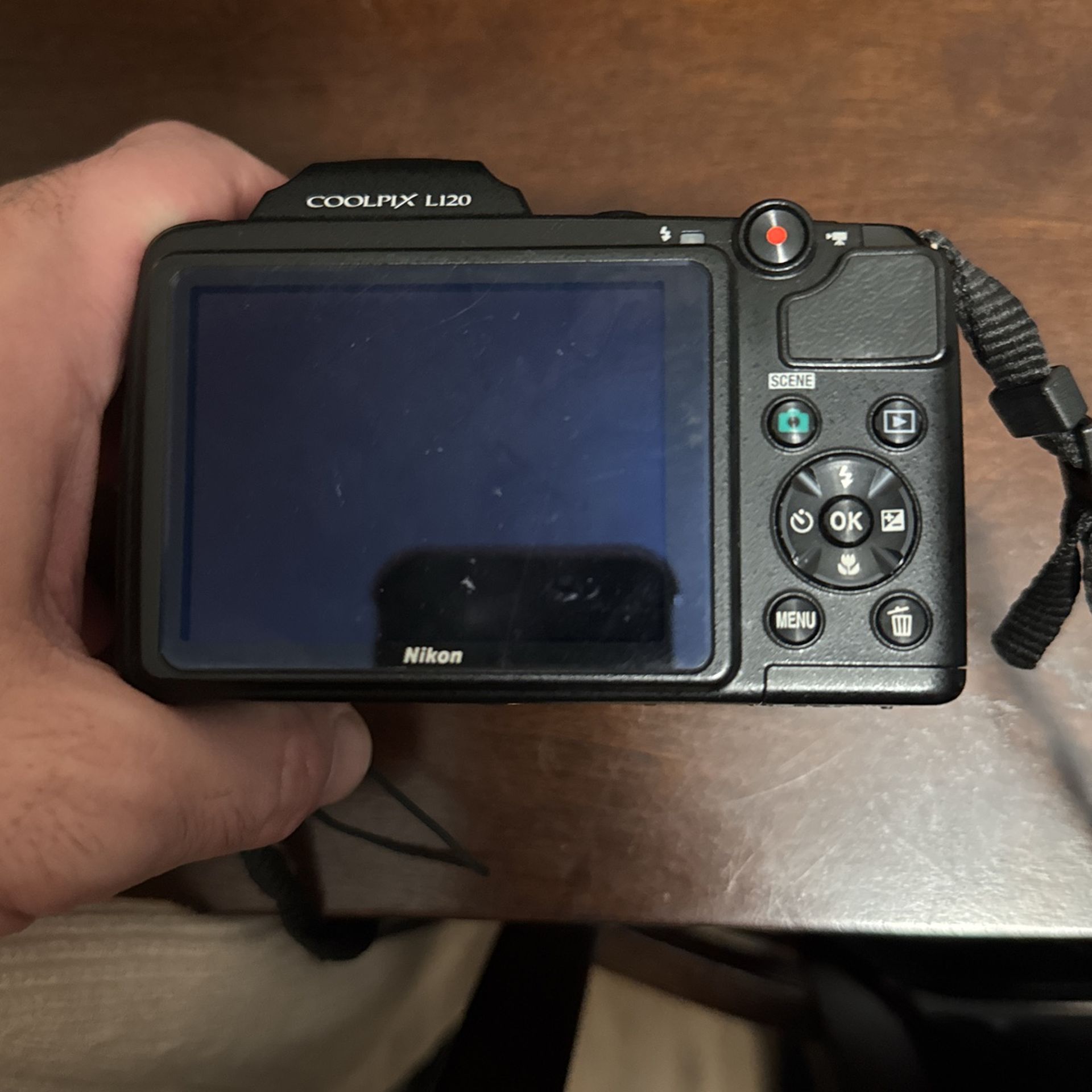 Nikon CoolPix L120