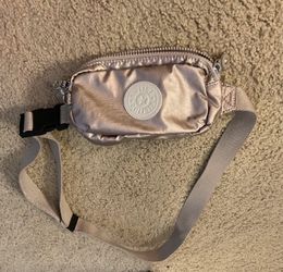 Like New - KIPLING Fanny Pack w/ Special Monkey Closure