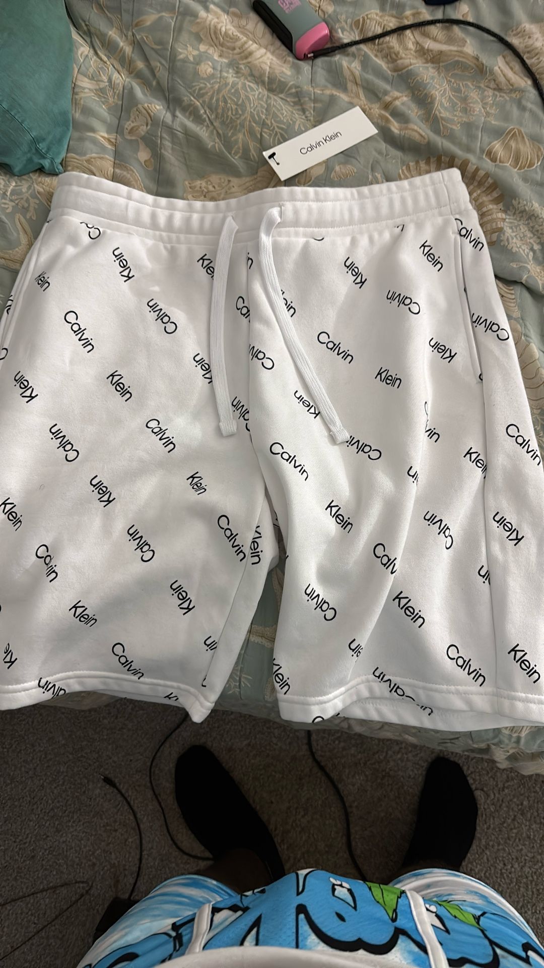 Calvin Klein, Shorts, White & Black, Size Medium