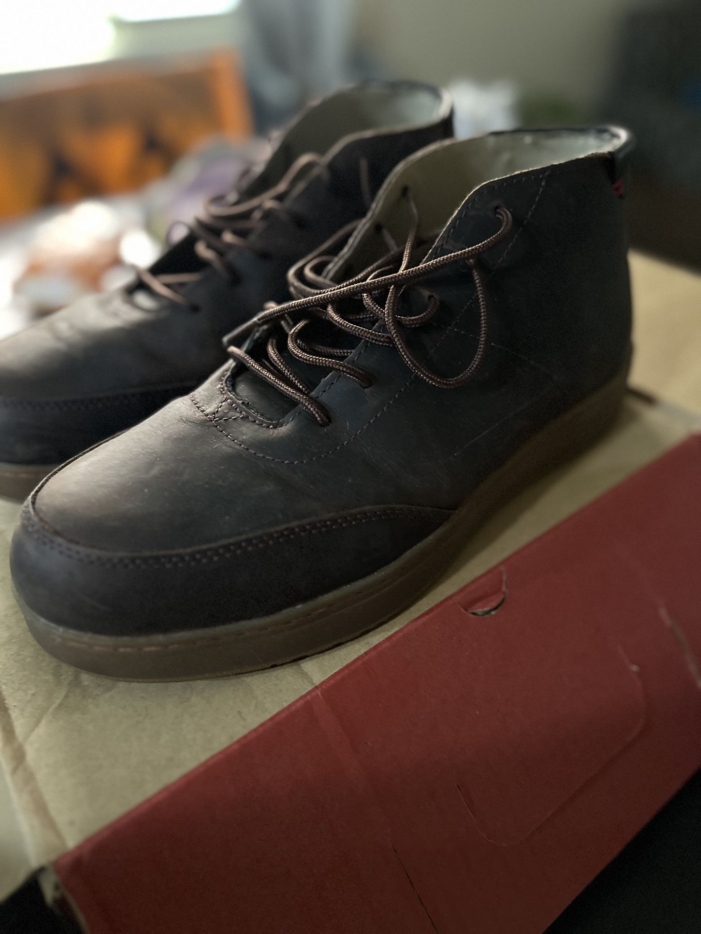 Size 10.5 Red Wing Draftsmith 5 Inch Safety Shoe