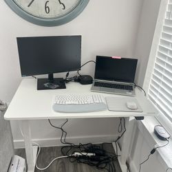 Adjustable Computer Desk