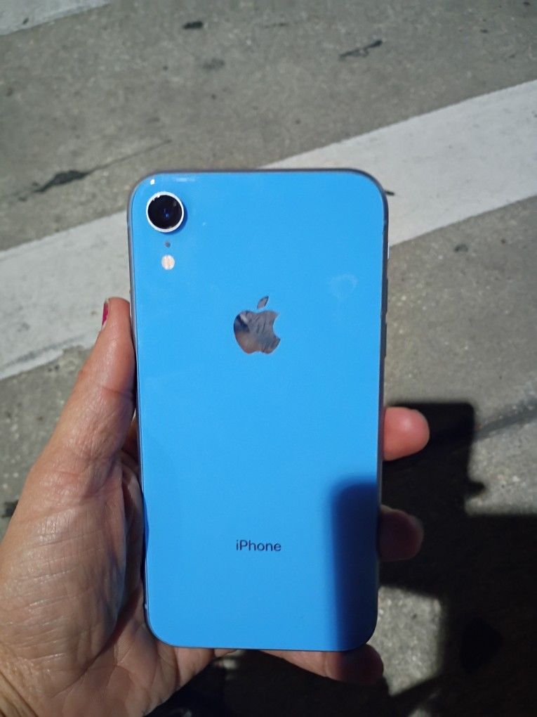 iPhone XR 64G ATT
