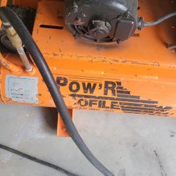 POW"R PROFILE AIR COMPRESSOR