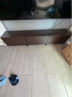 Tv stand