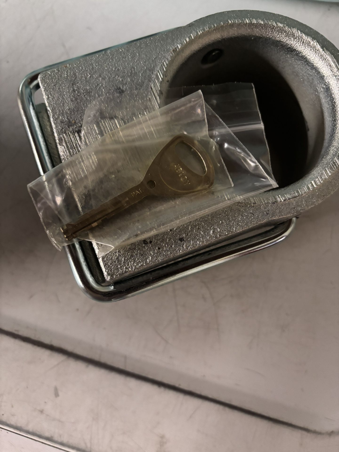 New Trailer Enforcer King Pin Lock