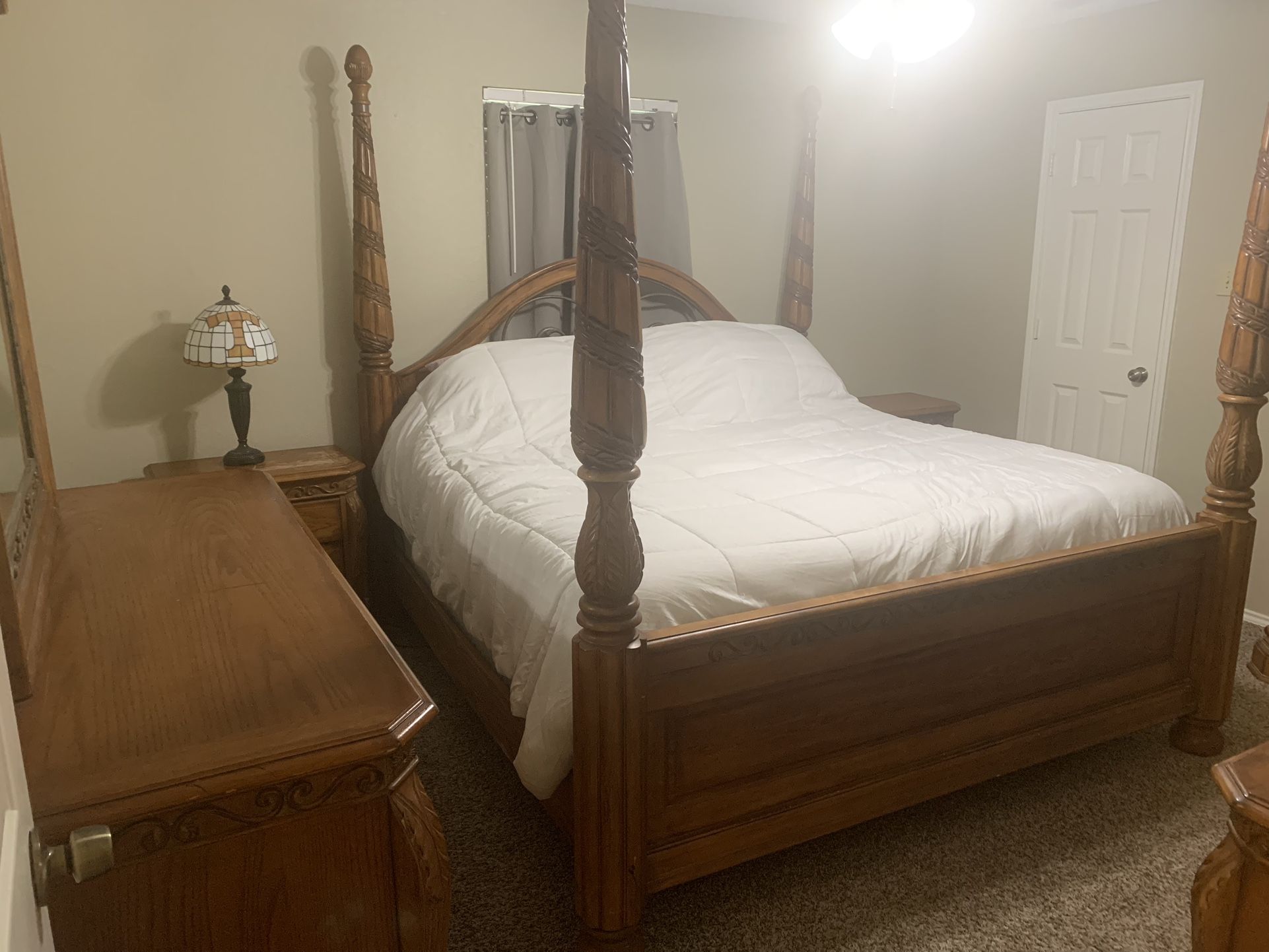 Solid Oak King Bedroom Set