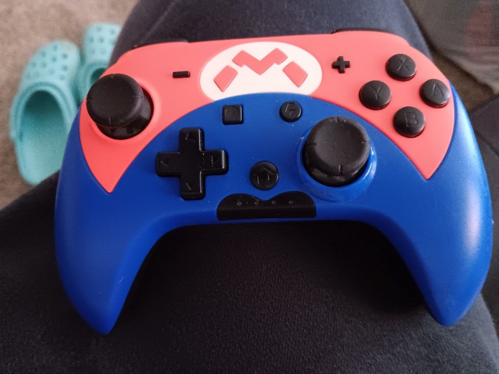 Nintendo Switch Mario Controller New Never Usted
