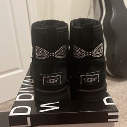 Women UGGS classic mini boot