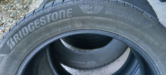 Bridgestone 235/55R20 $200