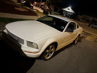 2005 Ford Mustang