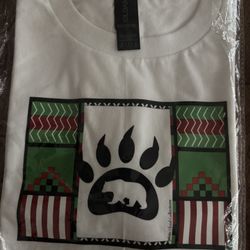 New 5.00 Bear claw T Shirt Size medium 