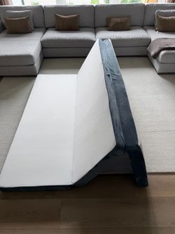 Like new king folding mattress