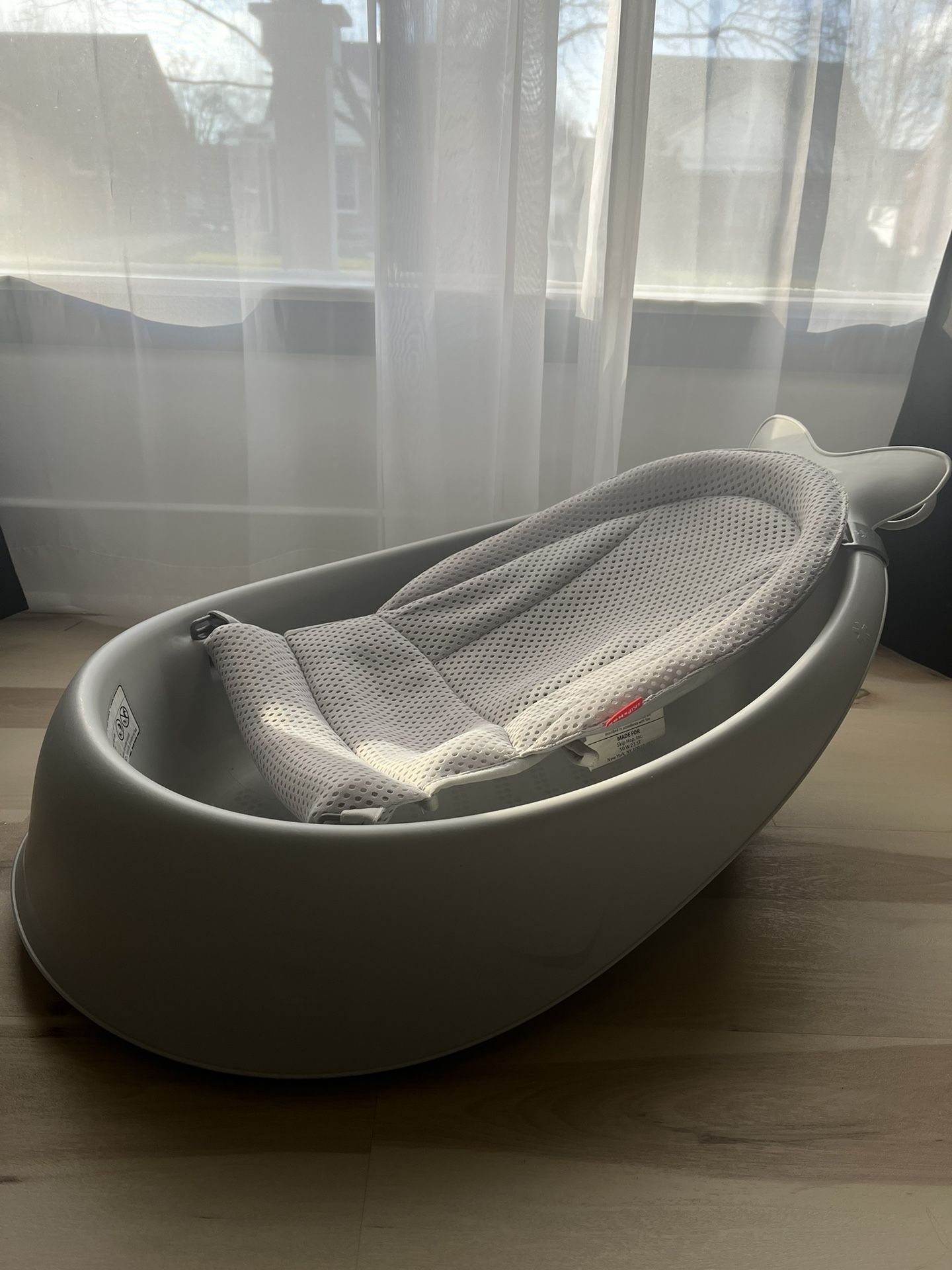 Skip Hop 3-stage Bath Tub