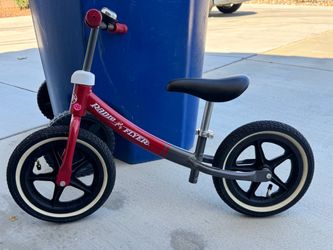 Radio Flyer balance bike