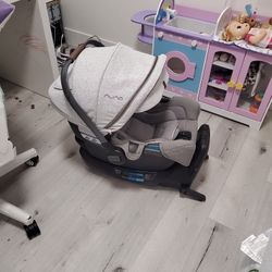 NUNA STERLING Edition