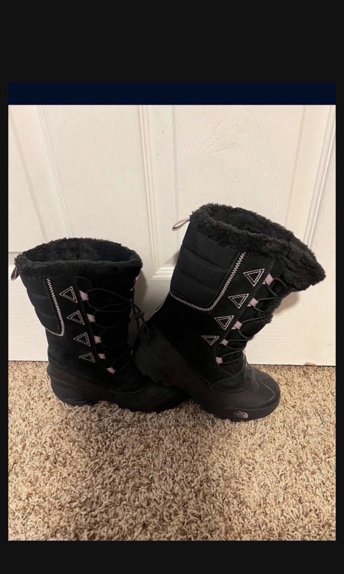 Botas Calientitas Para El Frío Para La Nieve Y Para El Agua De North Face Para Niña Talla 3 Como Nuevas $70