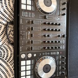 Pioneer DJ SX Controller (studio Use Only)