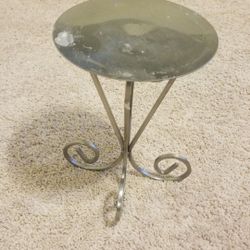 Candle holder