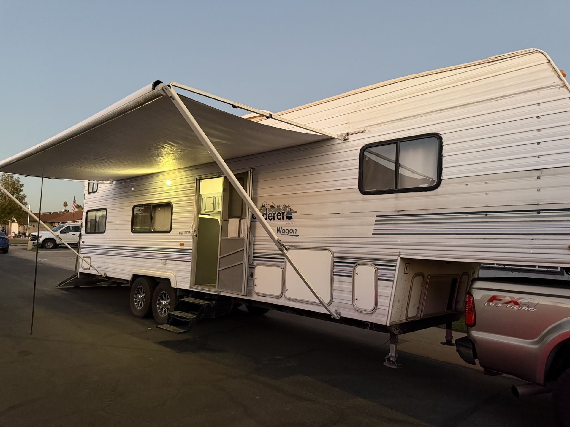 2000 Thor Motorcoach Wanderer