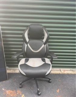 Gamer chair