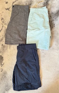 Eddie Bauer /Gap/Mens shorts size 32 in excellent condition (cash & pick up only)