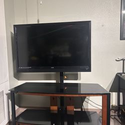 47” Vizio TV Stand Table