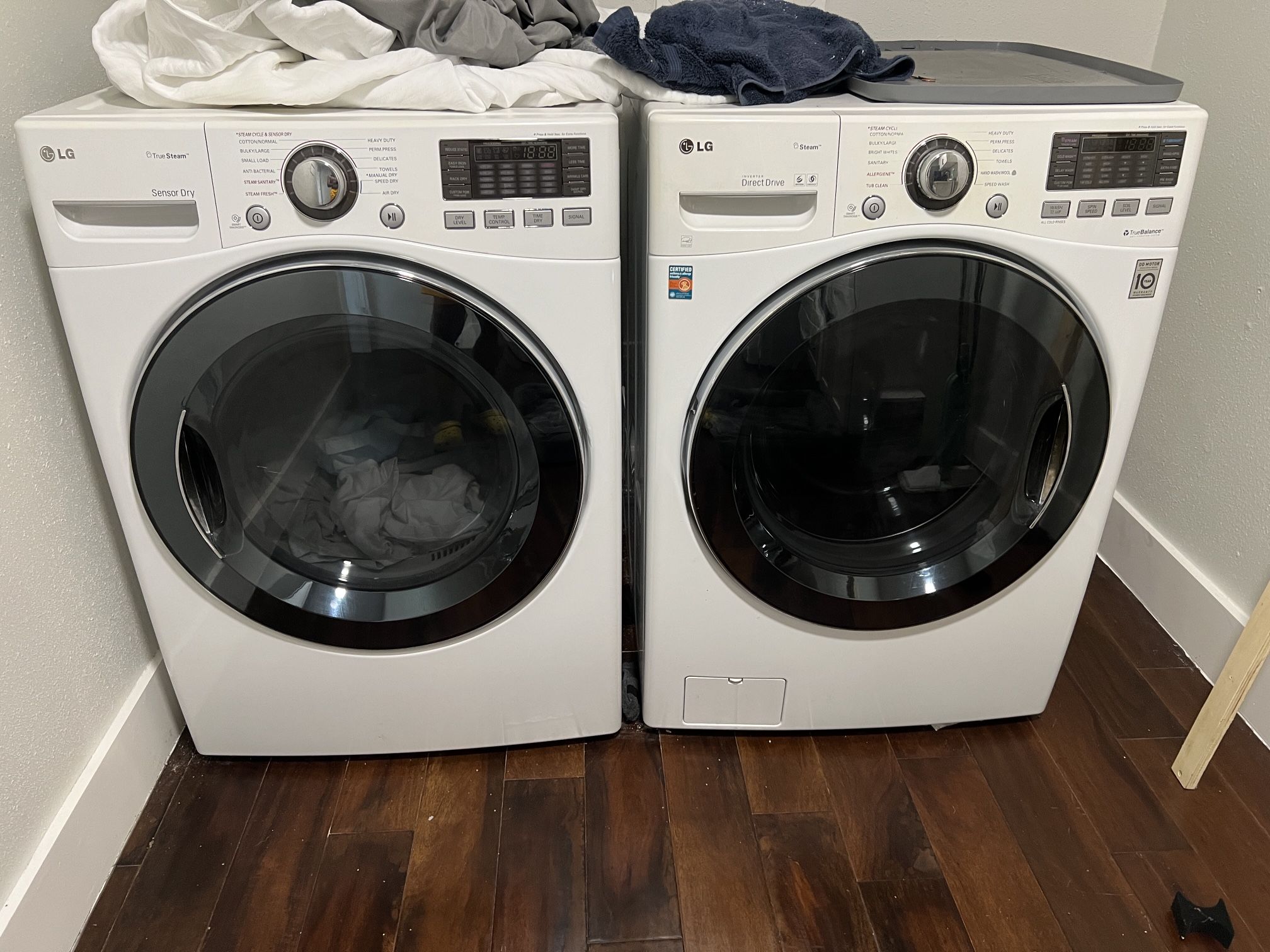 LG Washer And Dryer Set