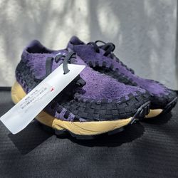 Nike Air Footscape Woven
Dark Raisin (Women's) Size 5.5