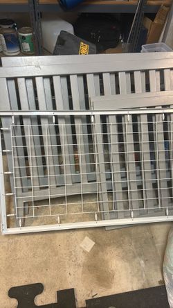 Crib, need assembly