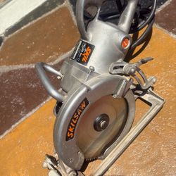 A Skill Portable Skill Saw Tool